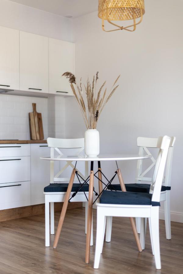 Apartamenty Biale Piaski Jastarnia Buitenkant foto